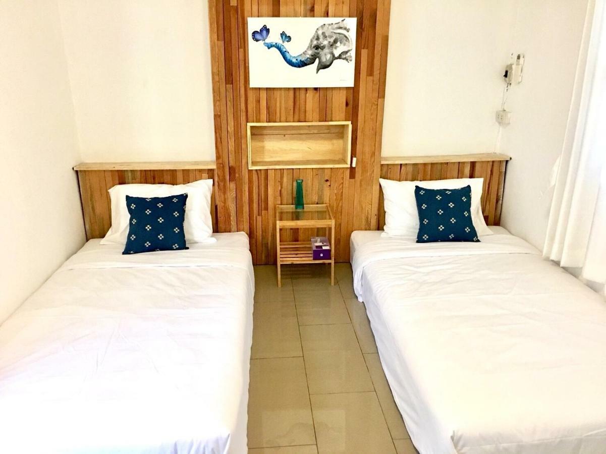 Cozy By Funwahn Bed and Breakfast Chiang Mai Exteriör bild