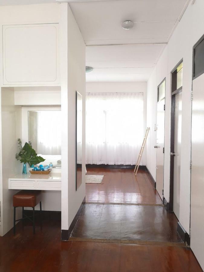 Cozy By Funwahn Bed and Breakfast Chiang Mai Exteriör bild