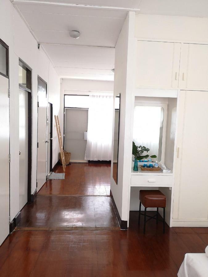 Cozy By Funwahn Bed and Breakfast Chiang Mai Exteriör bild