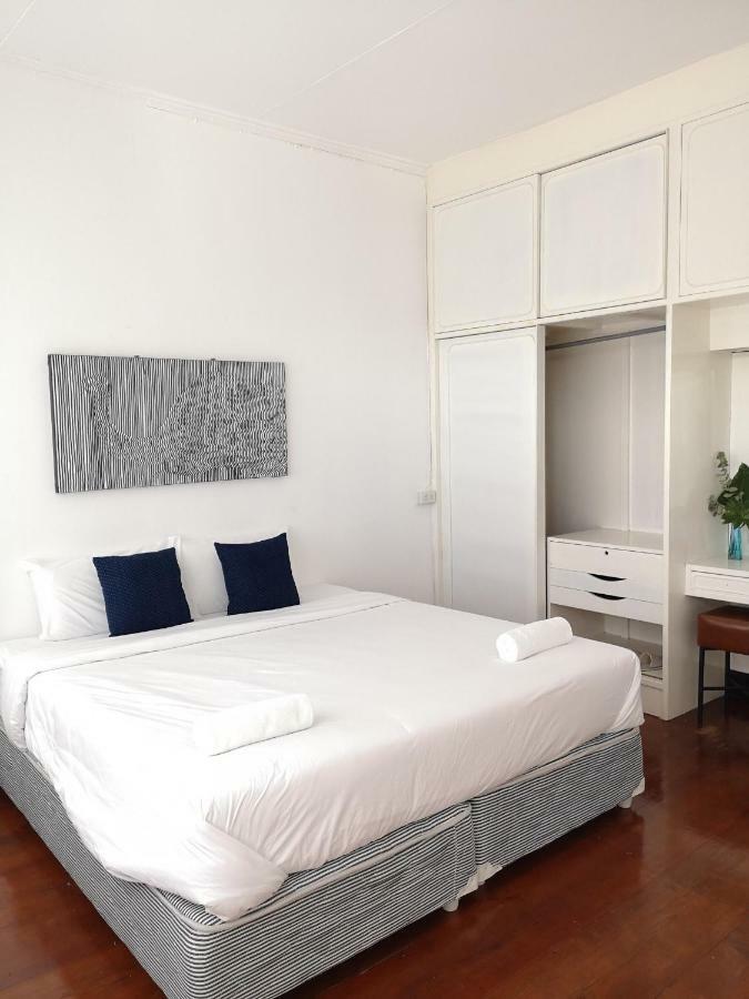 Cozy By Funwahn Bed and Breakfast Chiang Mai Exteriör bild