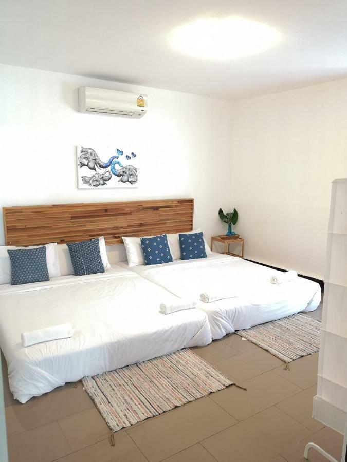 Cozy By Funwahn Bed and Breakfast Chiang Mai Exteriör bild