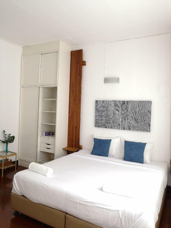 Cozy By Funwahn Bed and Breakfast Chiang Mai Exteriör bild