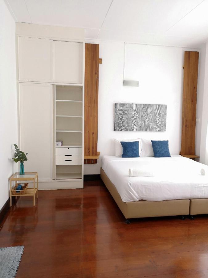 Cozy By Funwahn Bed and Breakfast Chiang Mai Exteriör bild